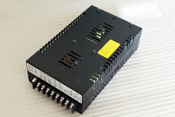 Fuente de alimentación arcade Prima Power MWP-606 comprada a Suzo Happ con la referencia 42PP0606